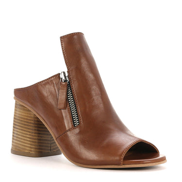 Tale - Urban Collective Footwear