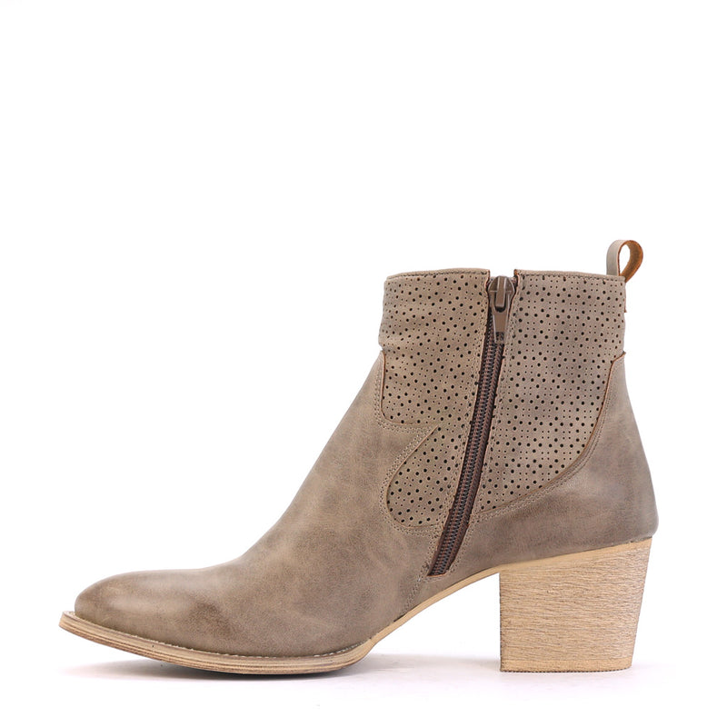 Kali 2025 suede bootie