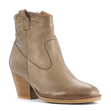 Vander Leather Ankle Boots - Urban Collective Footwear